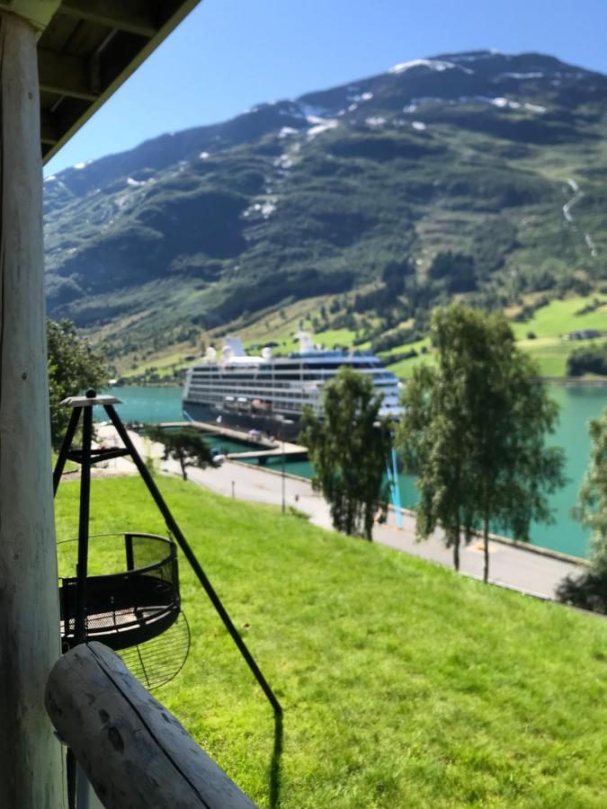 Panorama Fjord Olden Apartment Exterior photo