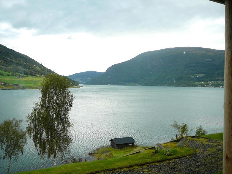 Panorama Fjord Olden Apartment Exterior photo